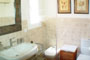 Can Blanc - Bathroom